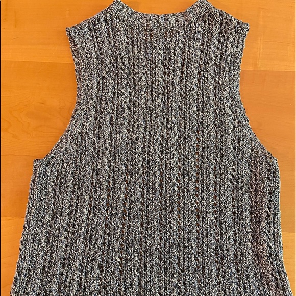 GAP Crochet Tank Top - Picture 6 of 8